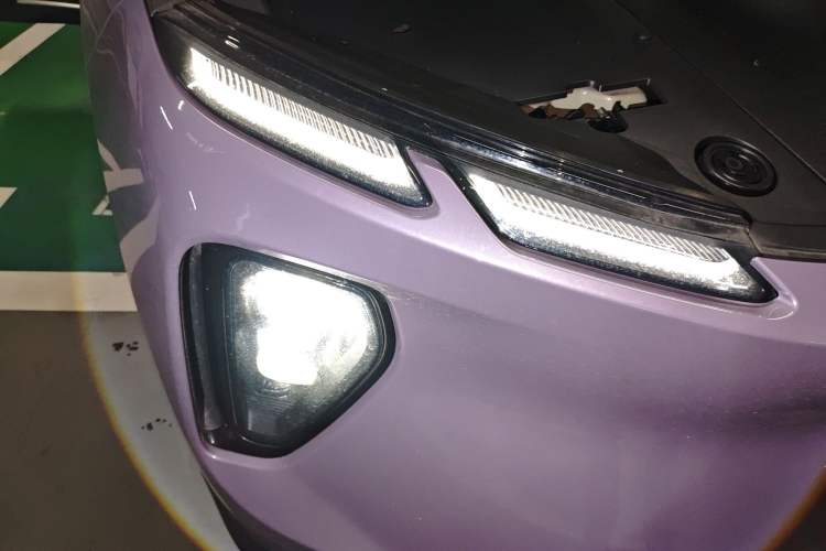 Used Nio EC6 2024 75 kWh Exterior 6