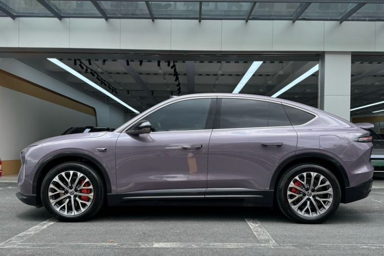 Used Nio EC6 2024 75 kWh Exterior 7