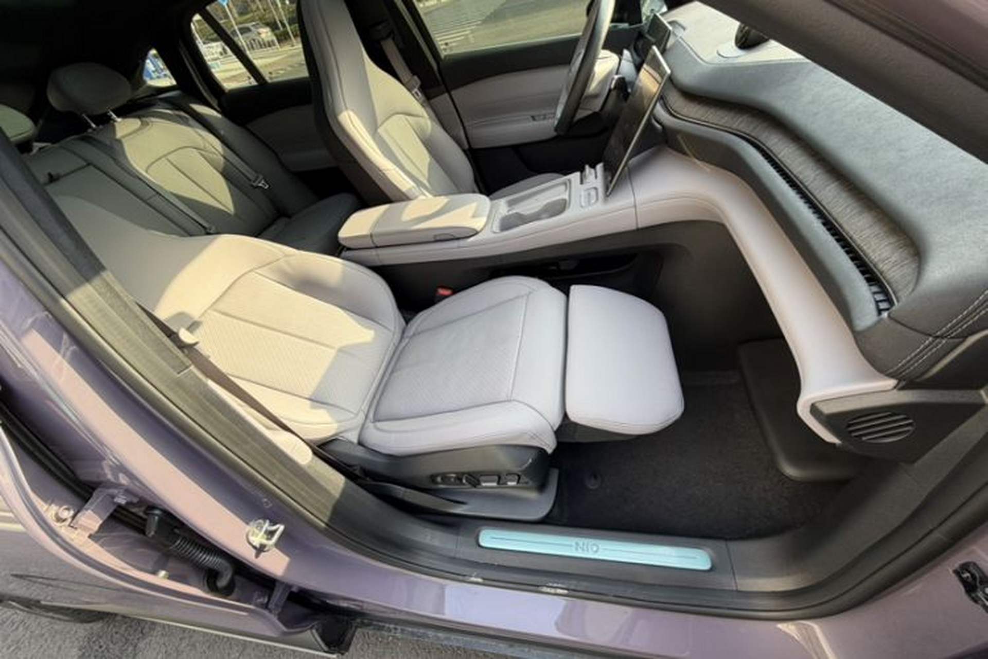 Used Nio EC6 2024 75 kWh Exterior 7