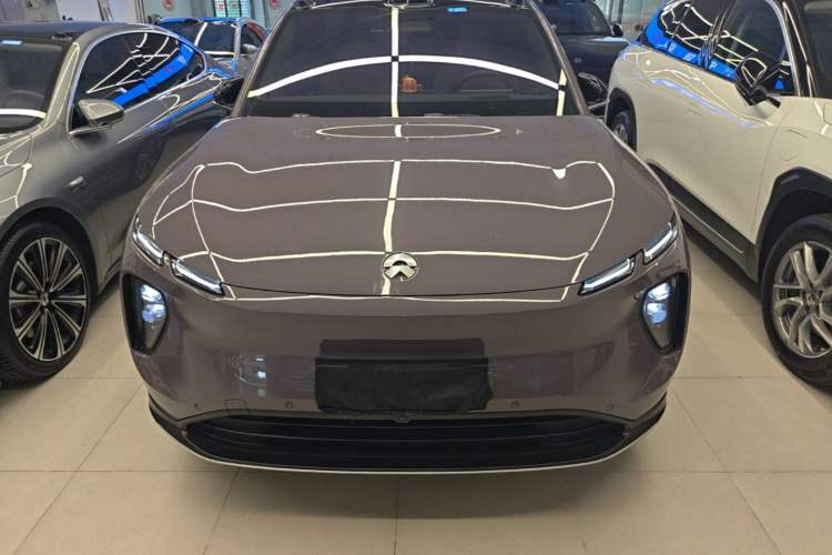 Used Nio EC6 2024 75 kWh Front