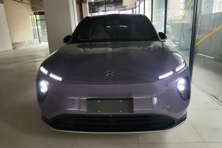 Used Nio EC6 2024 75 kWh Front