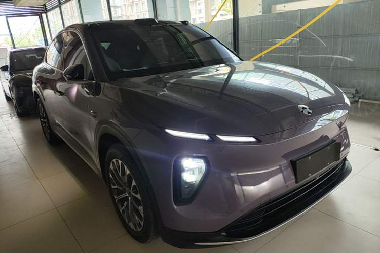 Used Nio EC6 2024 75 kWh Front Right 45 Deg