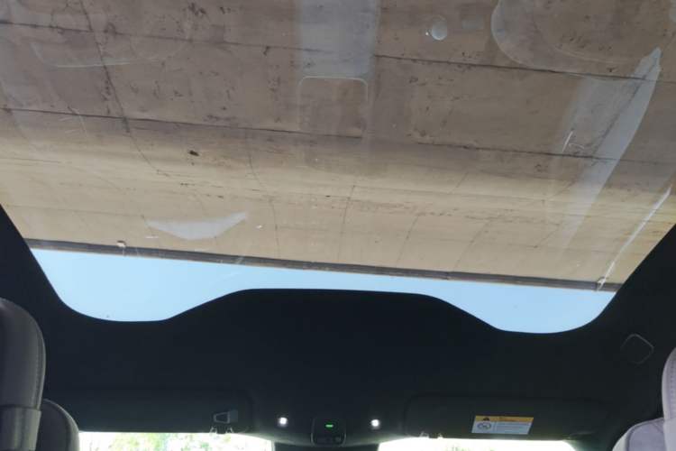 Used Nio EC6 2024 75 kWh Headliner