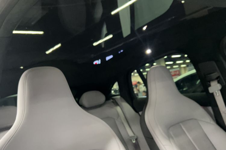 Used Nio EC6 2024 75 kWh Headliner