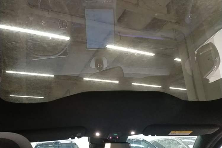 Used Nio EC6 2024 75 kWh Headliner