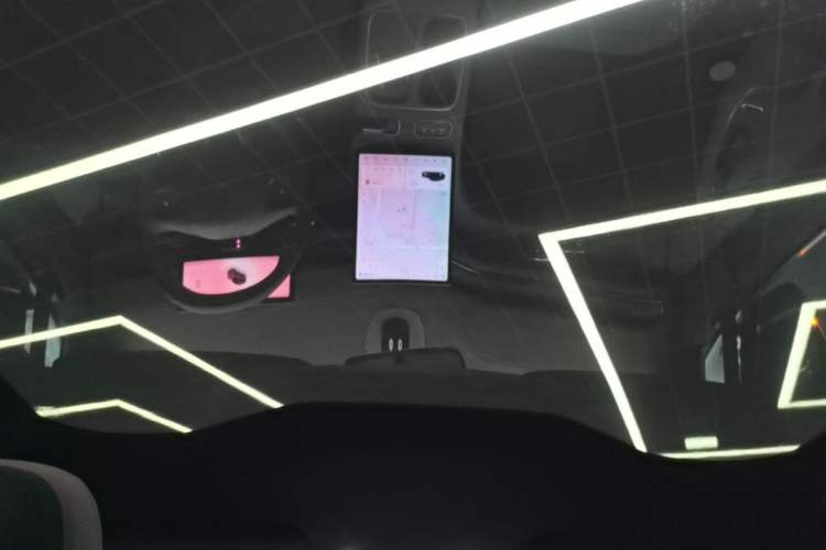 Used Nio EC6 2024 75 kWh Headliner
