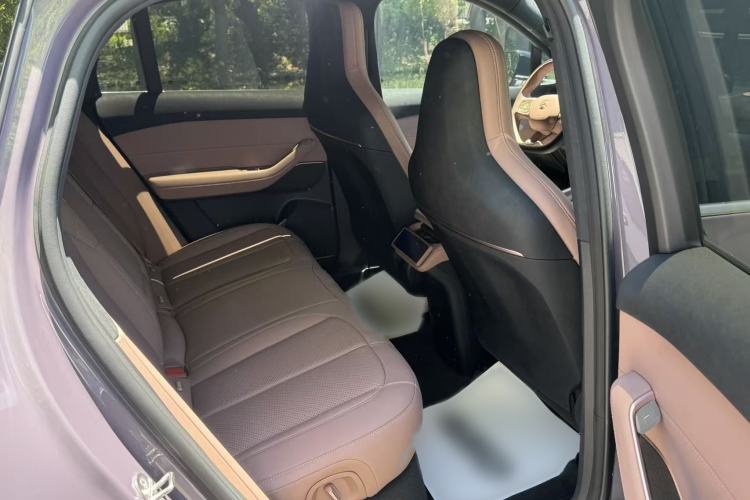 Used Nio EC6 2024 75 kWh Interior 1
