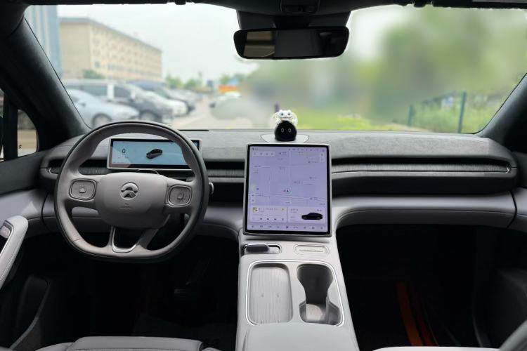 Used Nio EC6 2024 75 kWh Interior 1