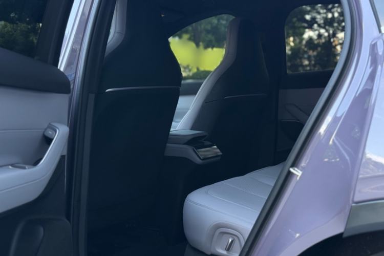 Used Nio EC6 2024 75 kWh Interior 2