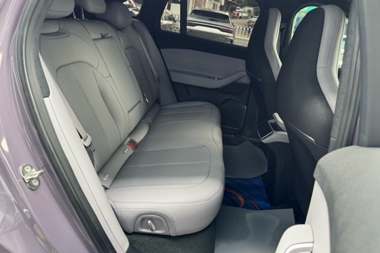 Used Nio EC6 2024 75 kWh Interior 2