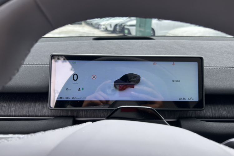 Used Nio EC6 2024 75 kWh Interior 2