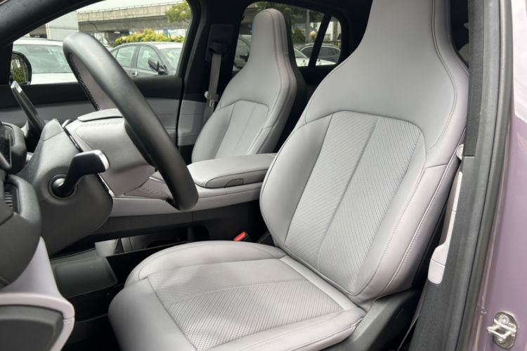 Used Nio EC6 2024 75 kWh Interior 6