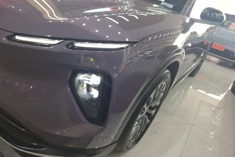 Used Nio EC6 2024 75 kWh Left Front Headlight