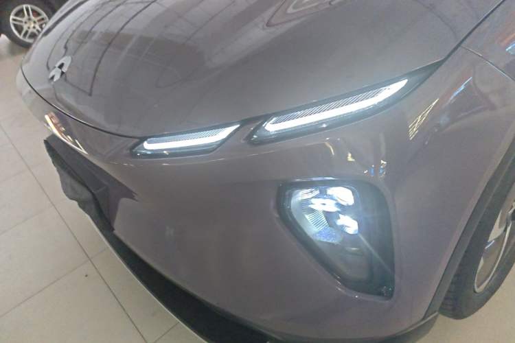 Used Nio EC6 2024 75 kWh Left Front Headlight