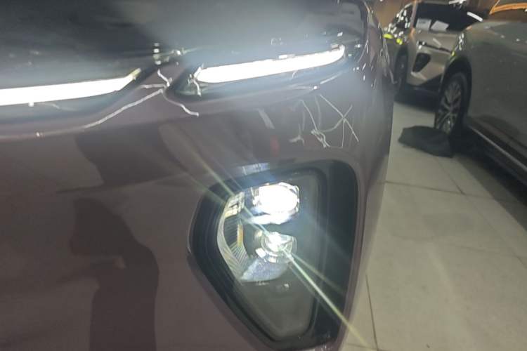 Used Nio EC6 2024 75 kWh Left Front Headlight