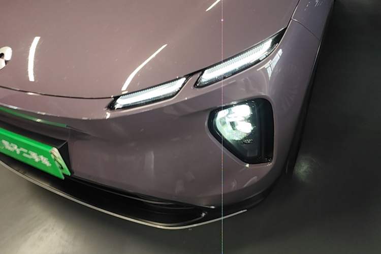 Used Nio EC6 2024 75 kWh Left Front Headlight