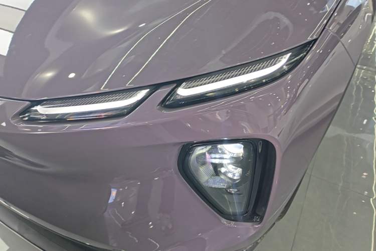 Used Nio EC6 2024 75 kWh Left Front Headlight