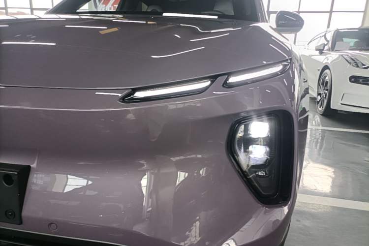 Used Nio EC6 2024 75 kWh Left Front Headlight