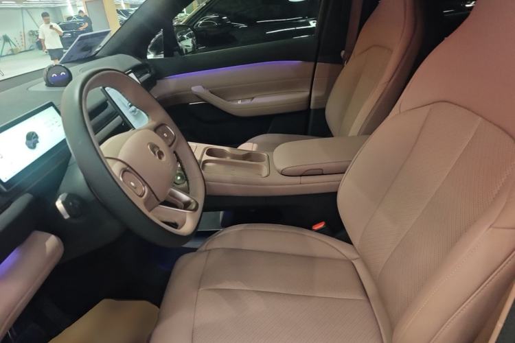 Used Nio EC6 2024 75 kWh Left Front Seat