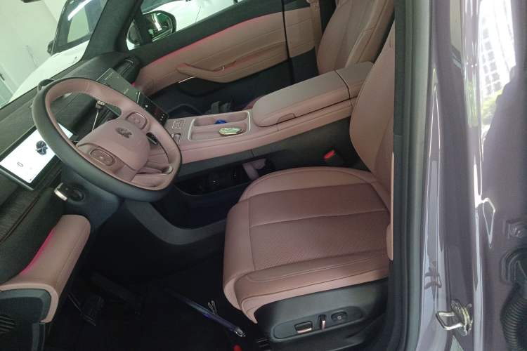 Used Nio EC6 2024 75 kWh Left Front Seat