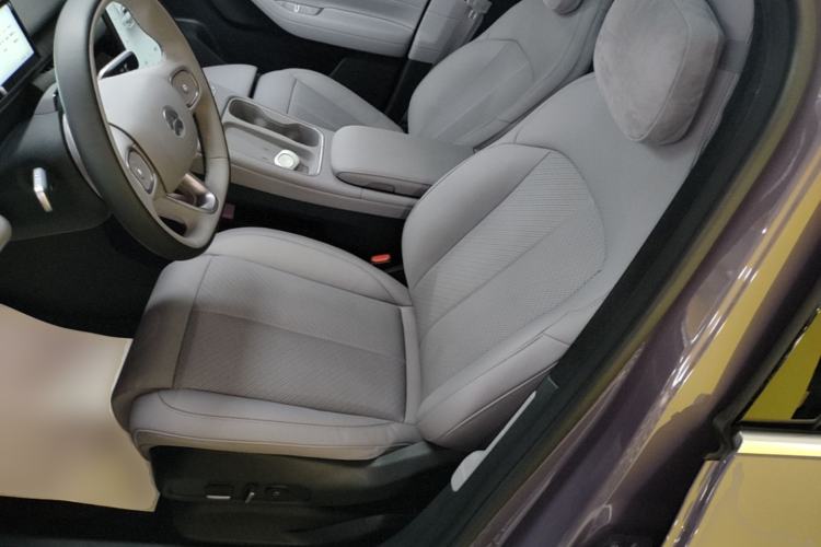 Used Nio EC6 2024 75 kWh Left Front Seat