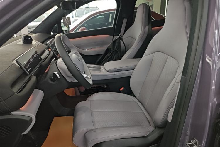 Used Nio EC6 2024 75 kWh Left Front Seat