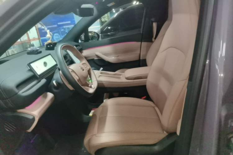 Used Nio EC6 2024 75 kWh Left Front Seat