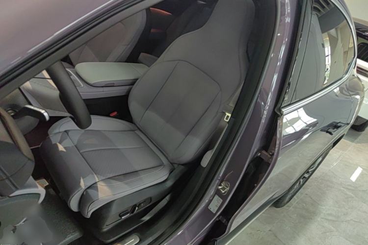 Used Nio EC6 2024 75 kWh Left Front Seat