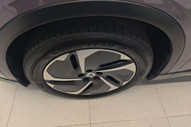 Used Nio EC6 2024 75 kWh Left Front Wheel Hub