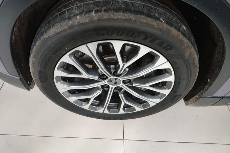 Used Nio EC6 2024 75 kWh Left Front Wheel Hub