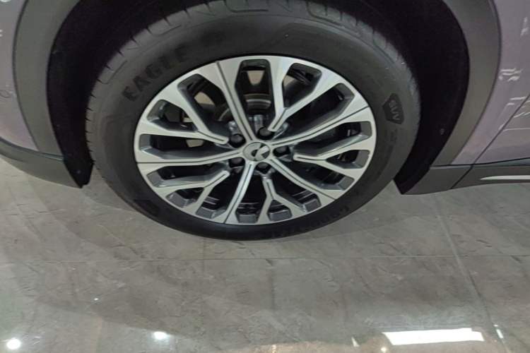 Used Nio EC6 2024 75 kWh Left Front Wheel Hub
