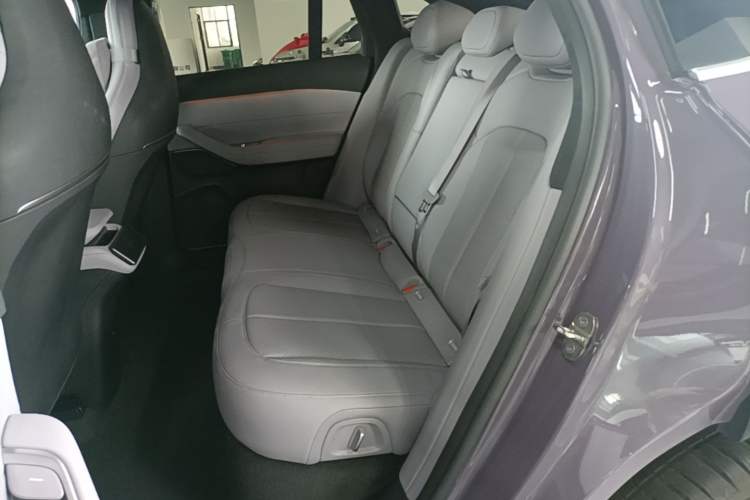 Used Nio EC6 2024 75 kWh Left Rear Seat