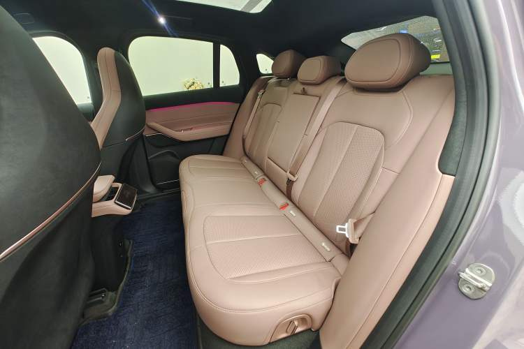 Used Nio EC6 2024 75 kWh Left Rear Seat