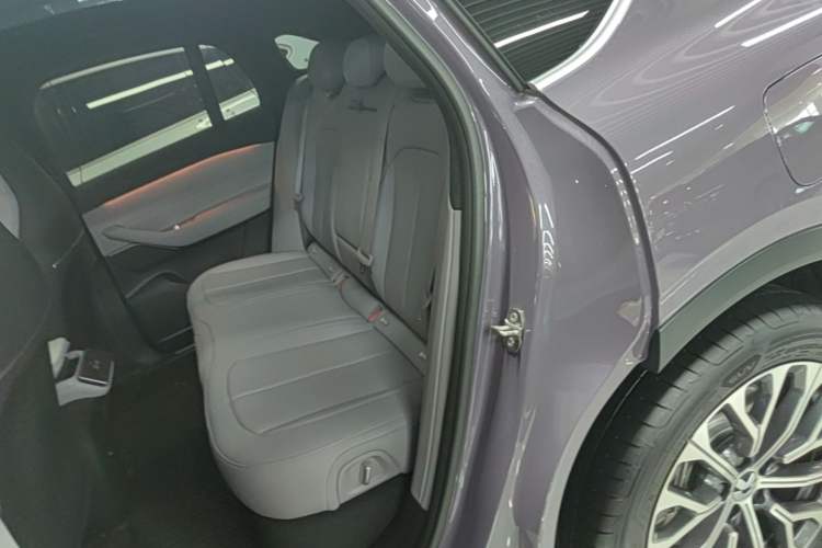 Used Nio EC6 2024 75 kWh Left Rear Seat