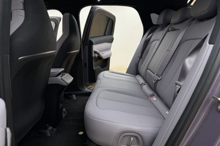 Used Nio EC6 2024 75 kWh Left Rear Seat