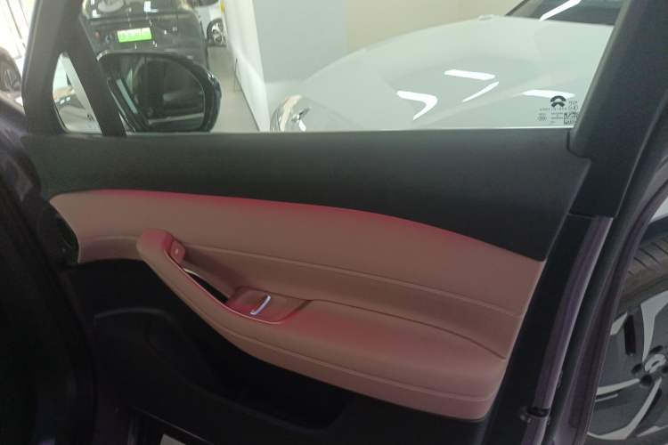 Used Nio EC6 2024 75 kWh Right Front Door Interior