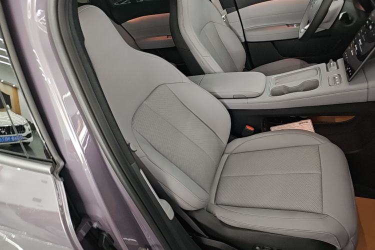 Used Nio EC6 2024 75 kWh Right Front Seat