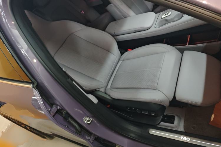 Used Nio EC6 2024 75 kWh Right Front Seat