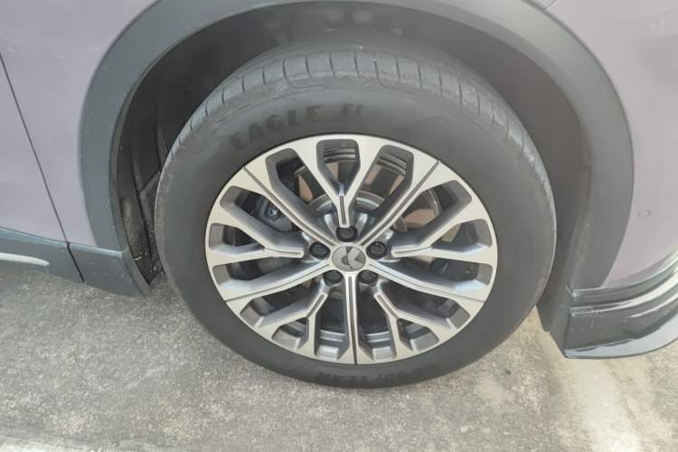 Used Nio EC6 2024 75 kWh Right Front Wheel Hub