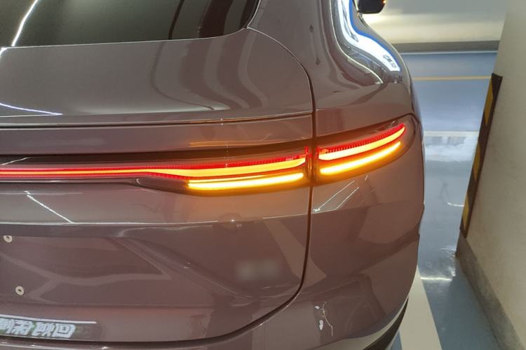 Used Nio EC6 2024 75 kWh Right Rear Taillight