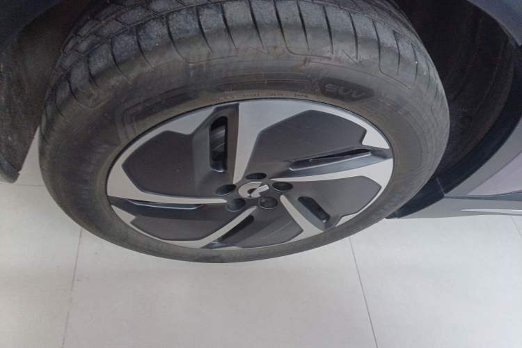 Used Nio EC6 2024 75 kWh Right Rear Wheel Hub