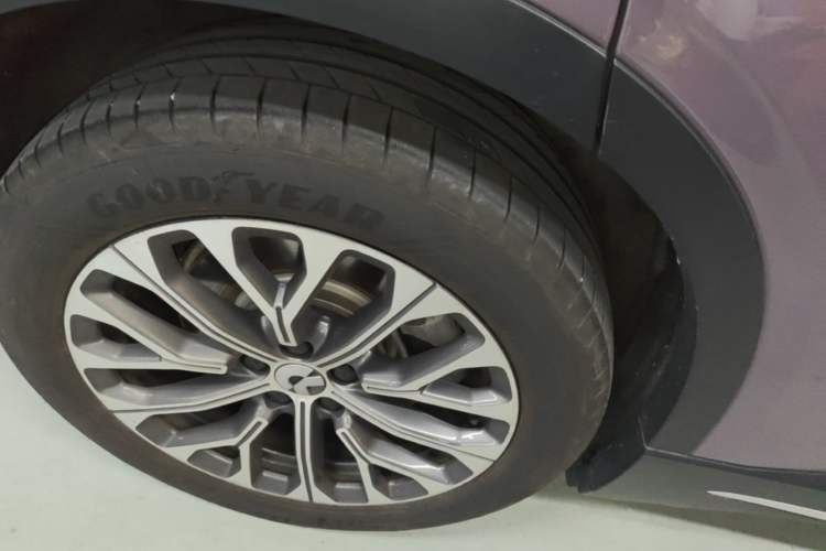 Used Nio EC6 2024 75 kWh Right Rear Wheel Hub