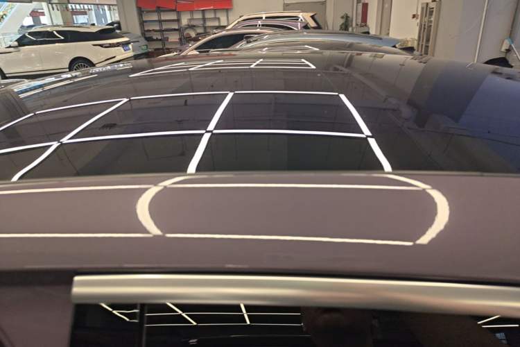 Used Nio EC6 2024 75 kWh Roof
