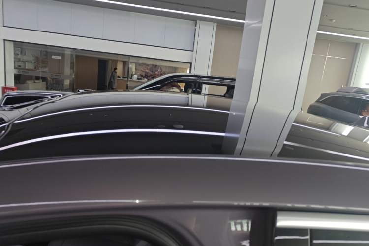 Used Nio EC6 2024 75 kWh Roof