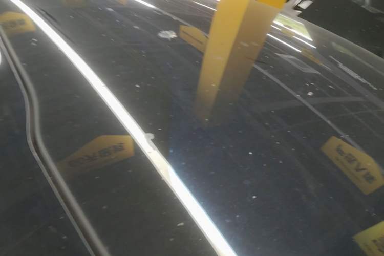 Used Nio EC6 2024 75 kWh Roof