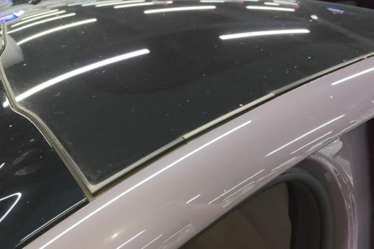 Used Nio EC6 2024 75 kWh Roof