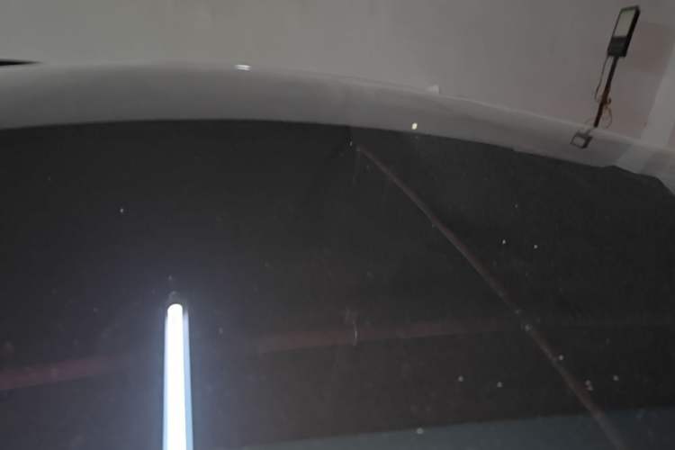 Used Nio EC6 2024 75 kWh Roof