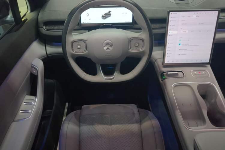 Used Nio EC6 2024 75 kWh Steering Wheel