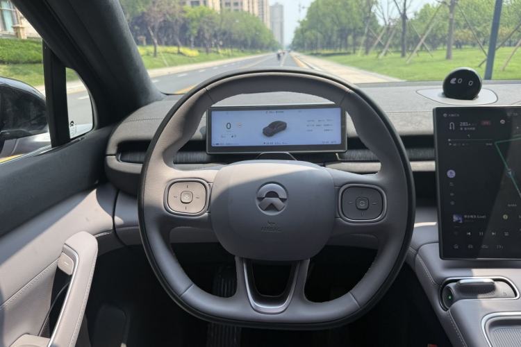 Used Nio EC6 2024 75 kWh Steering Wheel