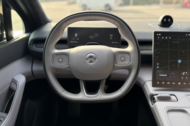 Used Nio EC6 2024 75 kWh Steering Wheel